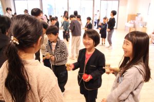 大豆戸小学校の4年生が来てくれました